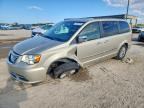 2016 CHRYSLER TOWN & COUNTRY