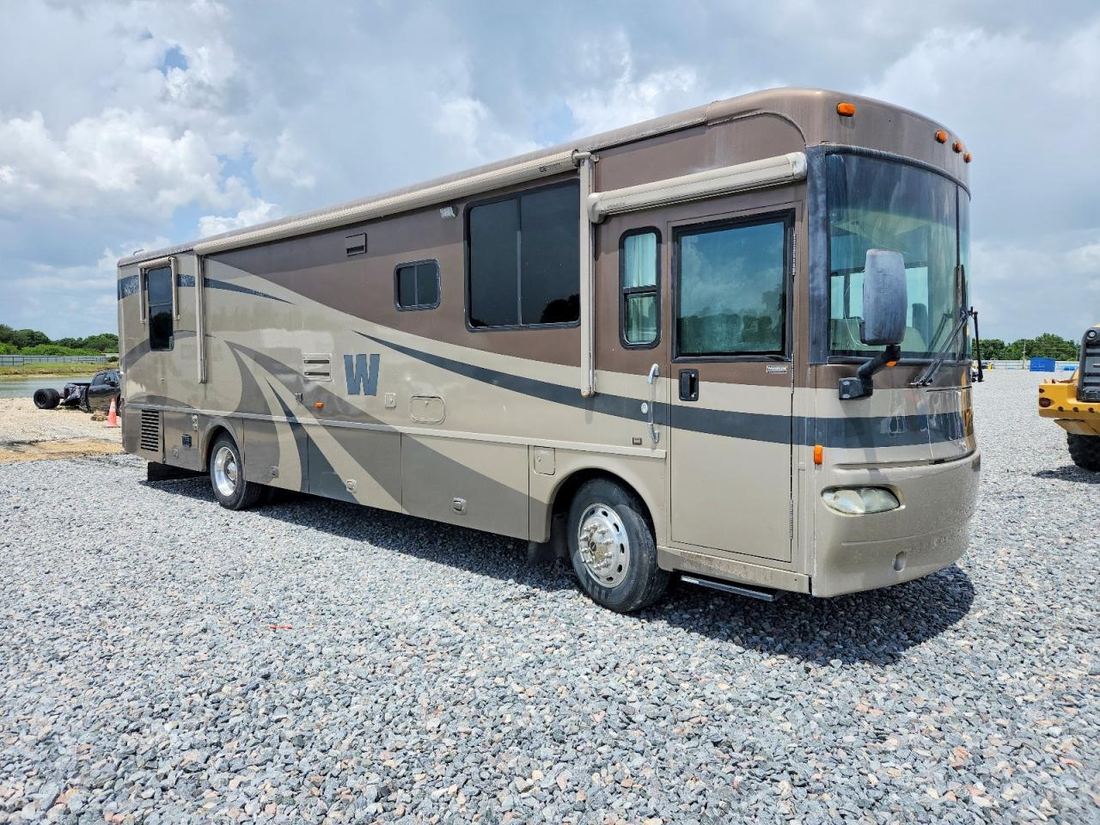2005 WINNEBAGO JOURNEY