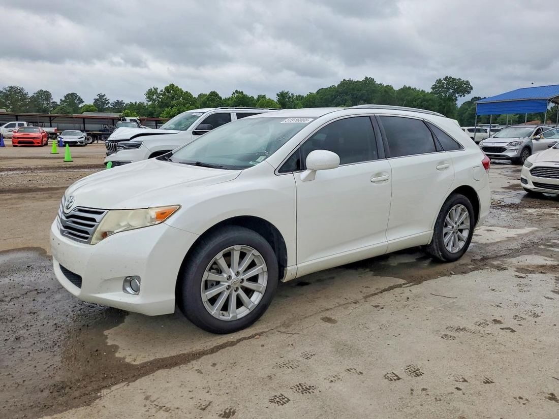 2010 TOYOTA VENZA