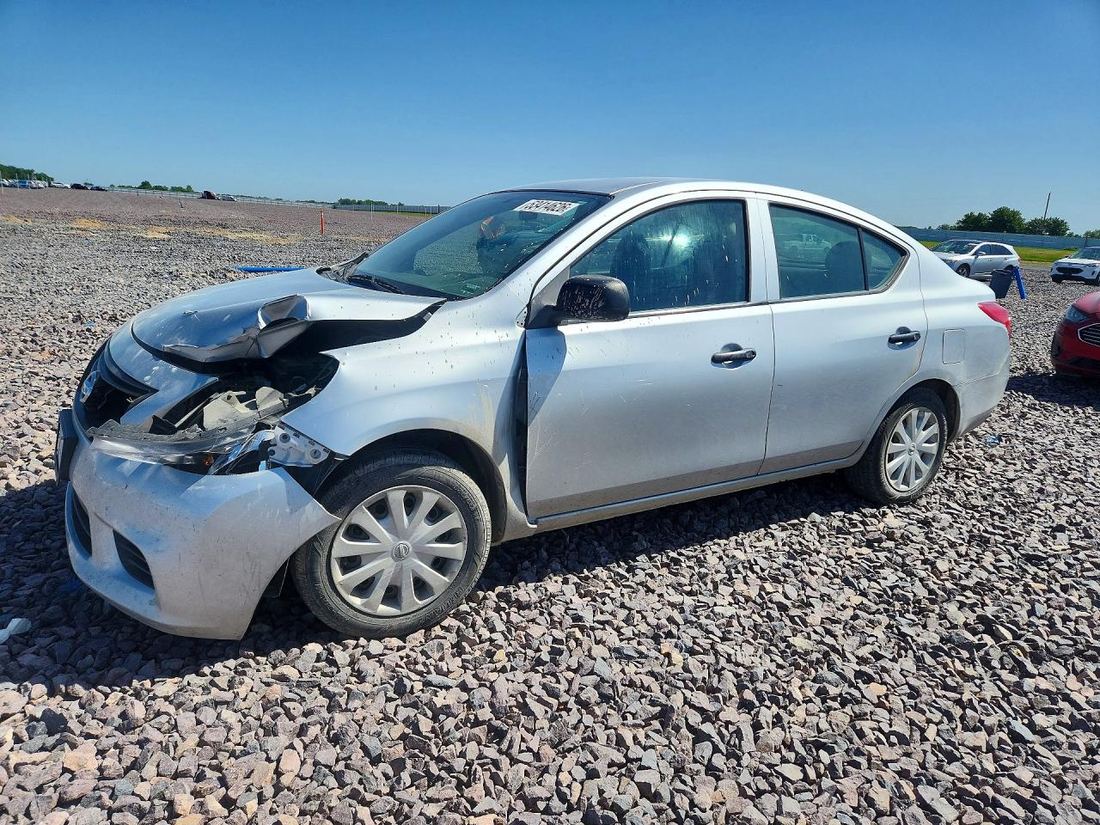 2012 NISSAN VERSA