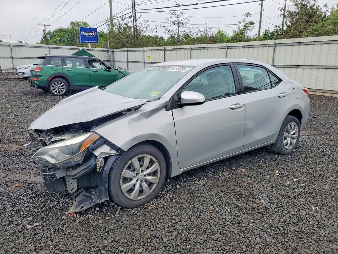 2015 TOYOTA COROLLA