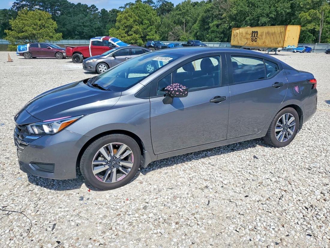 2024 NISSAN VERSA