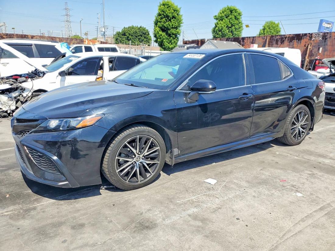 2023 TOYOTA CAMRY