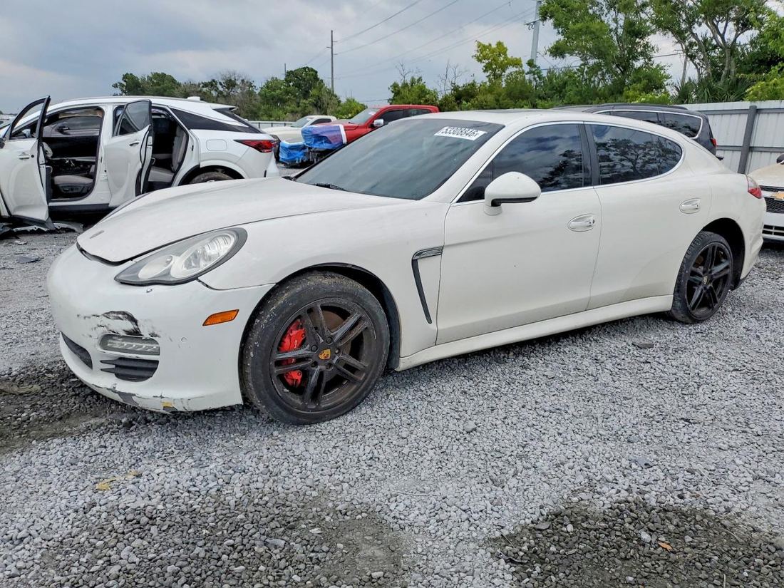 2010 PORSCHE PANAMERA