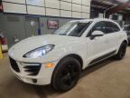 2015 PORSCHE MACAN