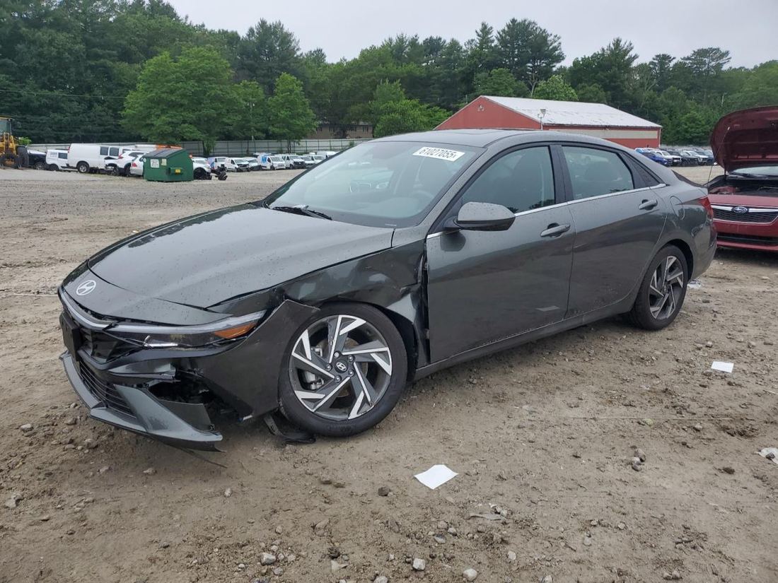 2024 HYUNDAI ELANTRA