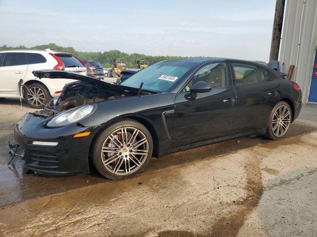 2015 PORSCHE PANAMERA
