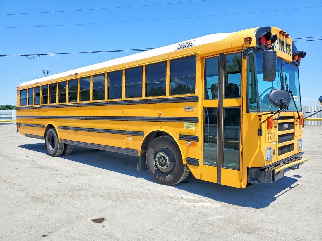 2012 THOMAS SAF-T-LINER C2
