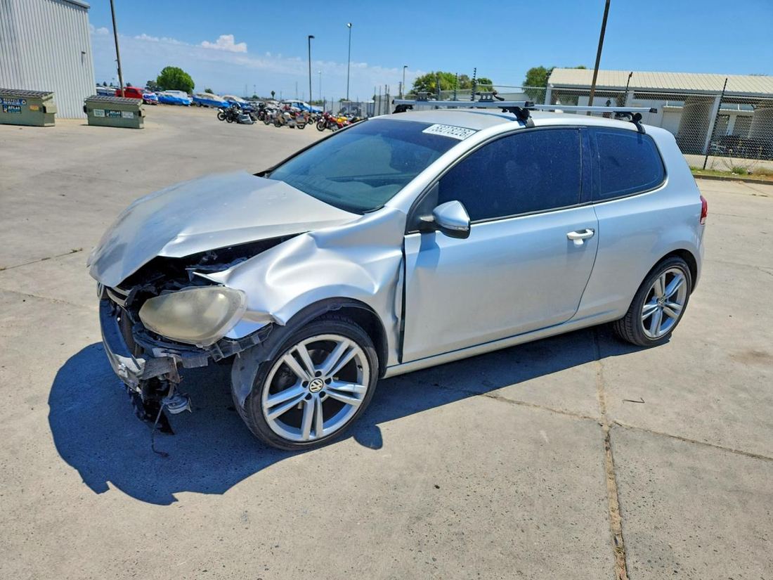 2010 VOLKSWAGEN GOLF