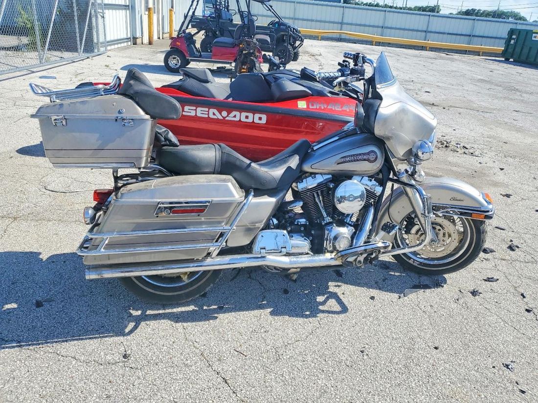 2007 HARLEY-DAVIDSON FLHT