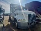 2015 MACK CXU613