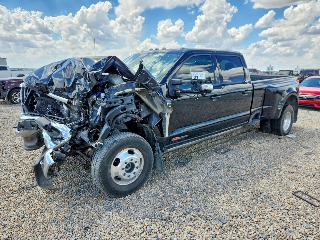 2025 FORD F350
