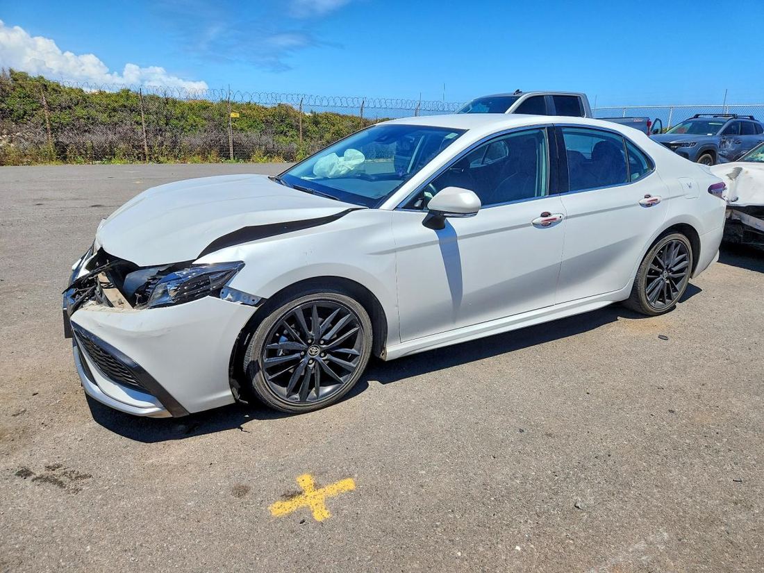2021 TOYOTA CAMRY