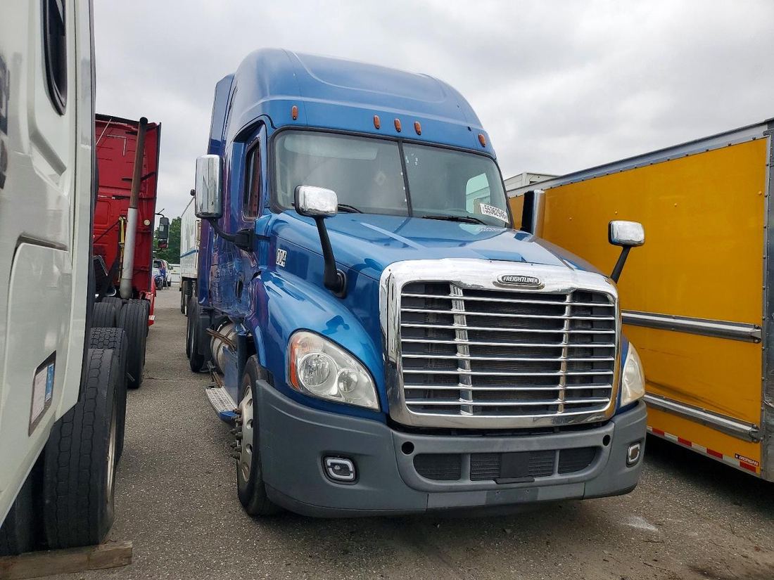 2017 FREIGHTLINER CASCADIA 125