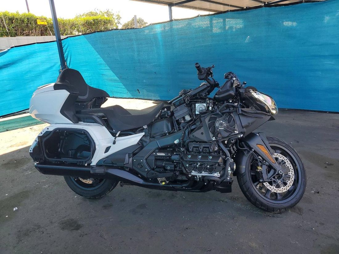 2024 HONDA GL1800
