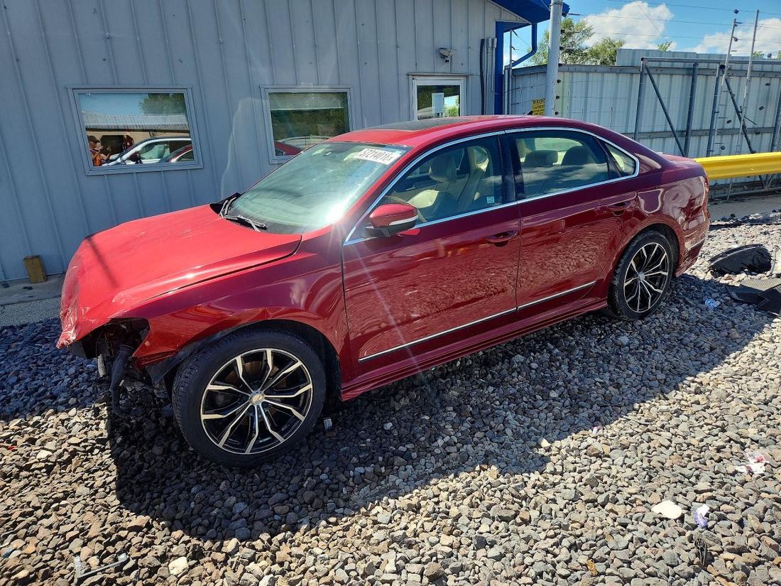 2015 VOLKSWAGEN PASSAT