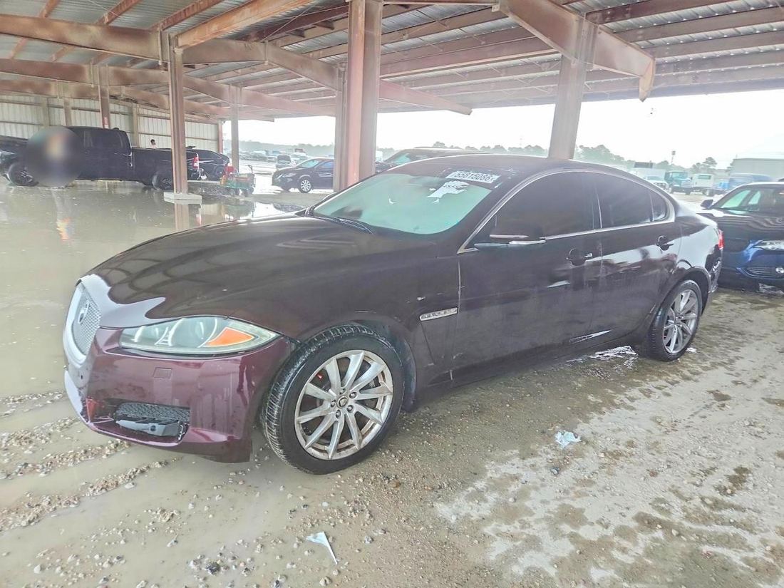 2013 JAGUAR XF