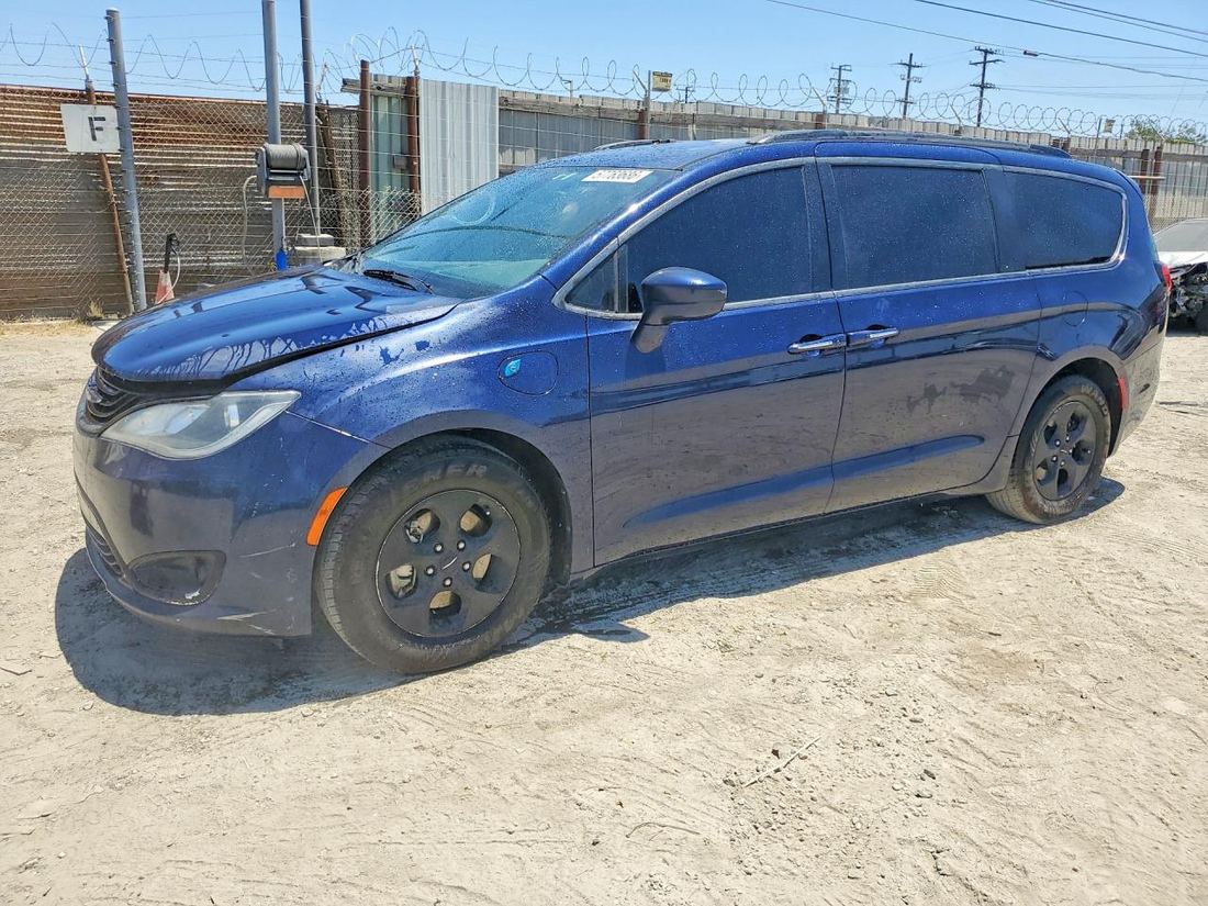 2017 CHRYSLER PACIFICA