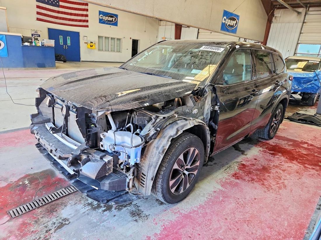 2022 TOYOTA HIGHLANDER