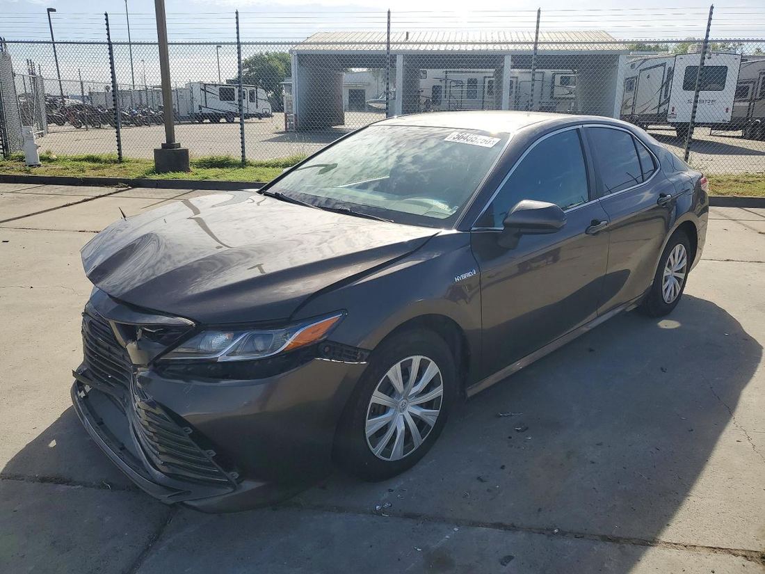 2018 TOYOTA CAMRY