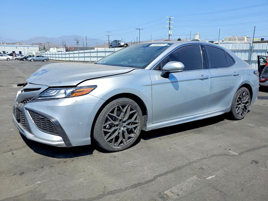 2022 TOYOTA CAMRY
