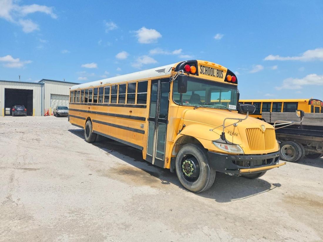 2014 IC CORPORATION SCHOOL BUS