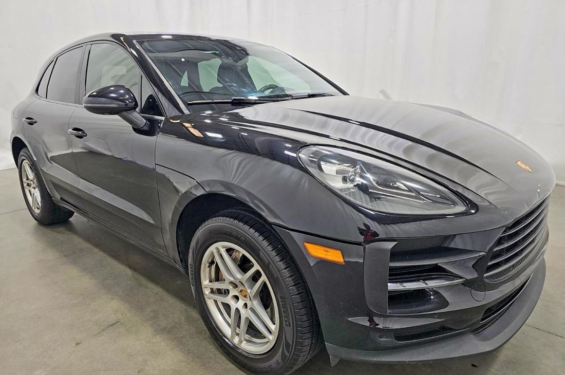 2021 PORSCHE MACAN