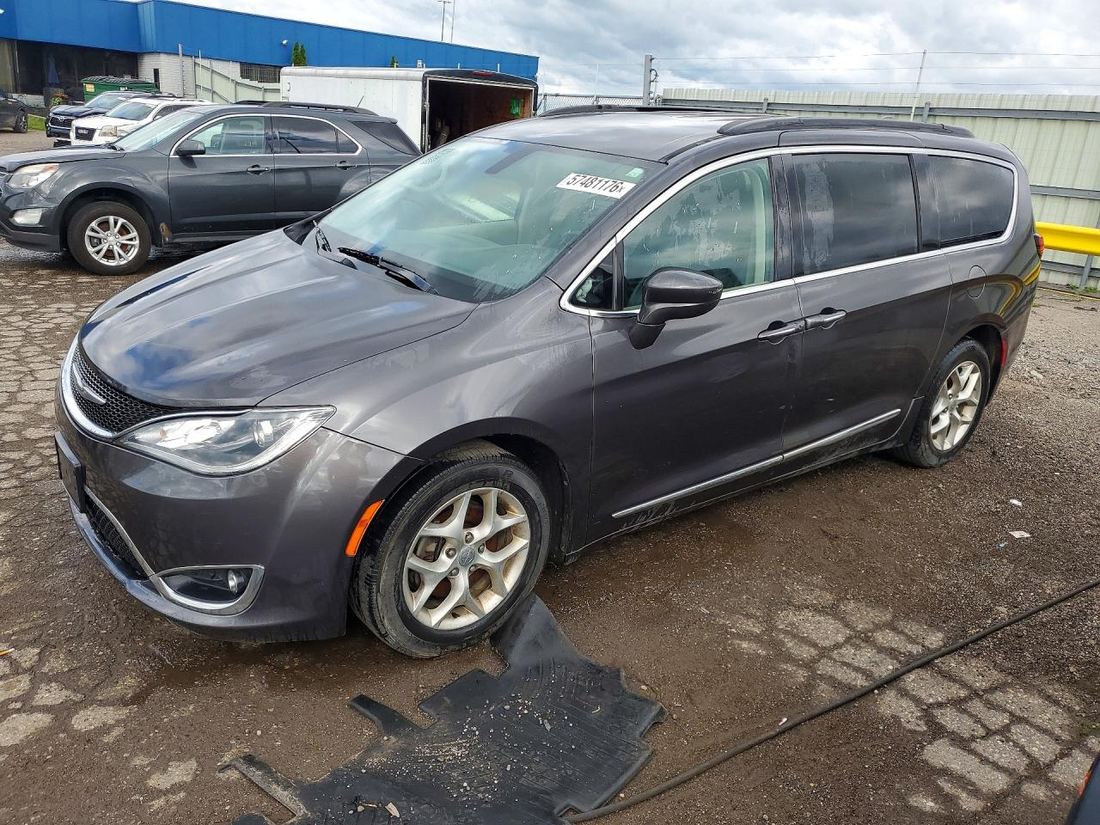 2017 CHRYSLER PACIFICA