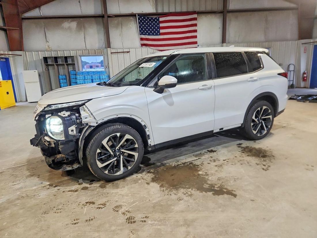 2022 MITSUBISHI OUTLANDER