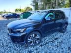 2024 VOLVO XC40