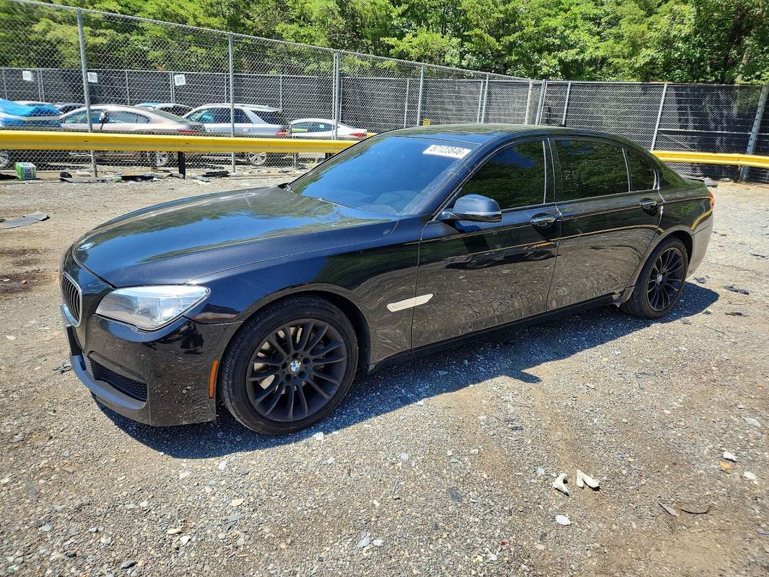 2015 BMW 740