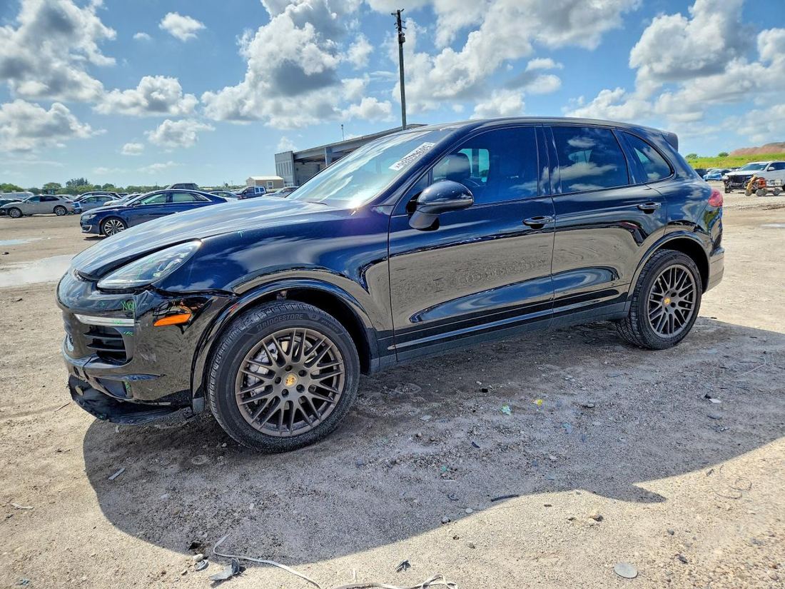 2018 PORSCHE CAYENNE