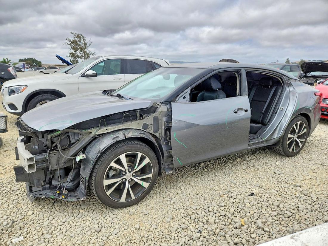 2018 NISSAN MAXIMA