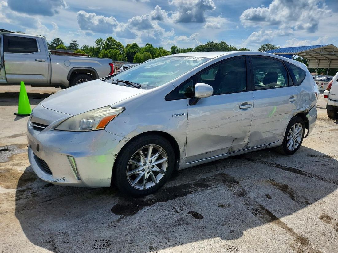 2013 TOYOTA PRIUS V