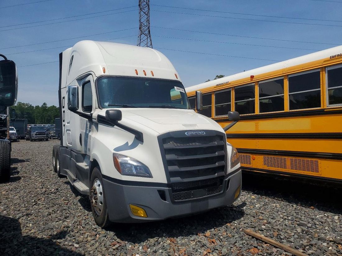 2018 FREIGHTLINER CASCADIA
