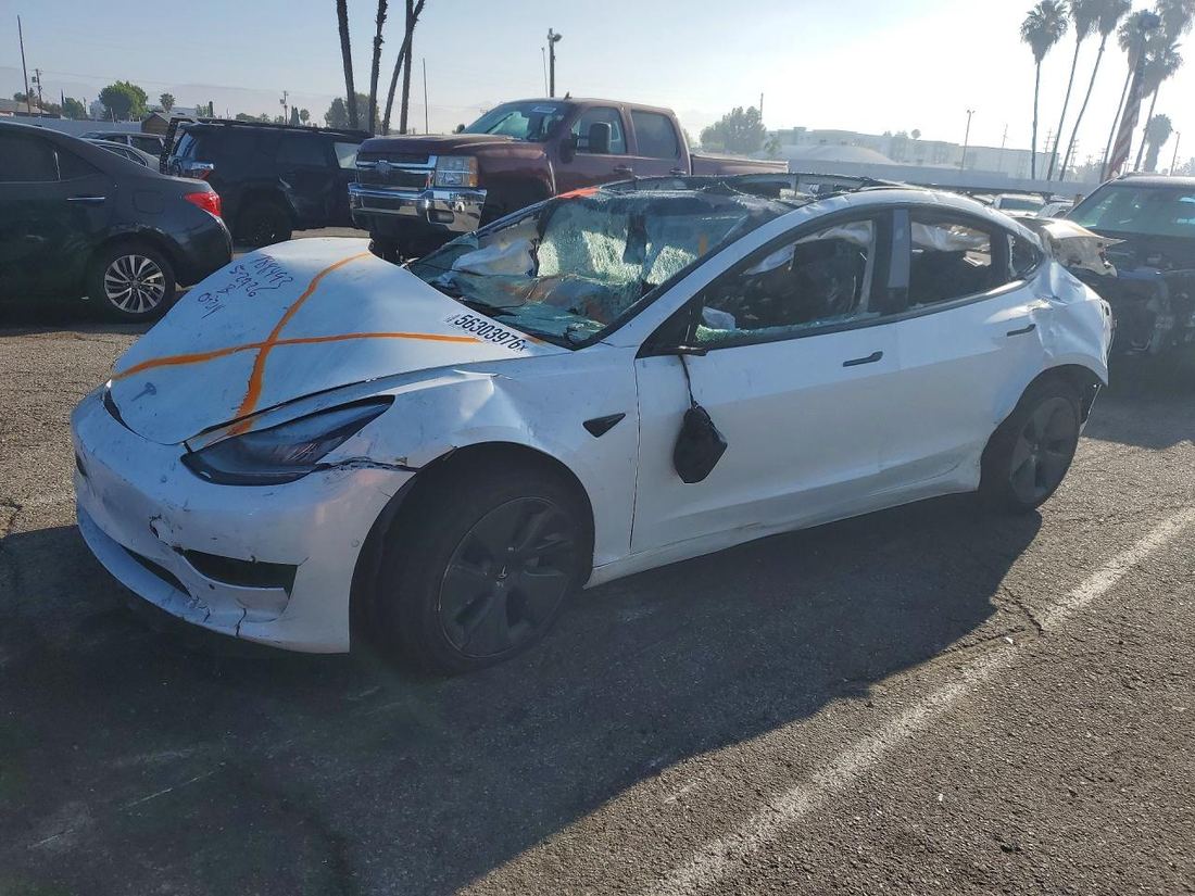 2022 TESLA MODEL 3