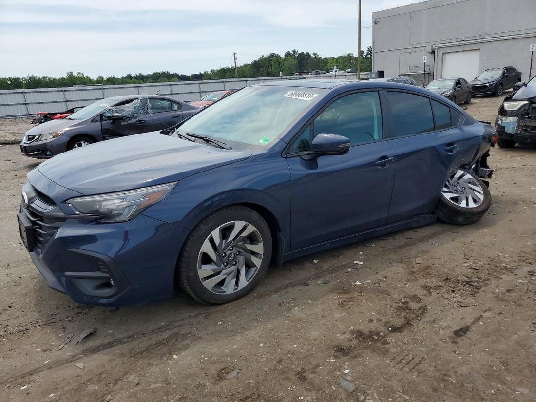 2024 SUBARU LEGACY