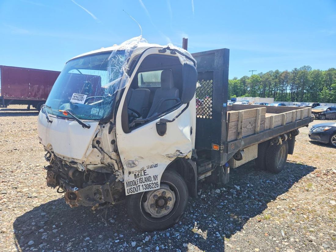 2014 HINO 195
