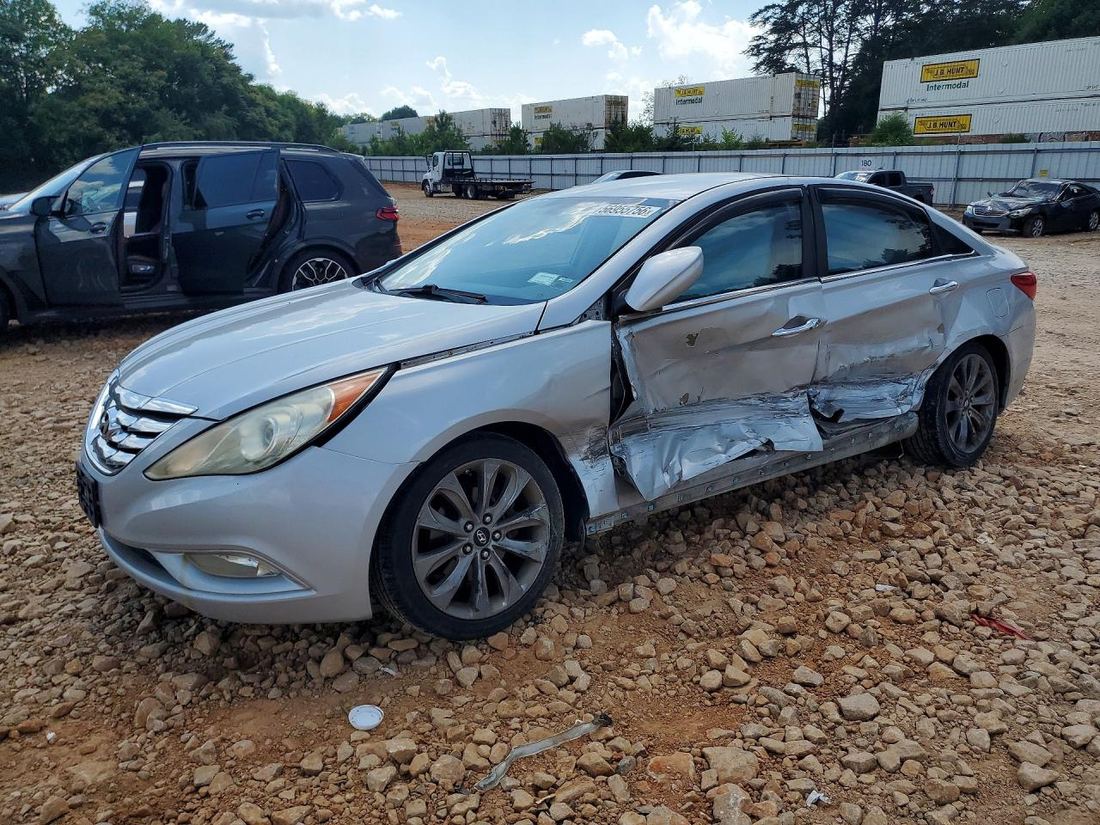 2011 HYUNDAI SONATA