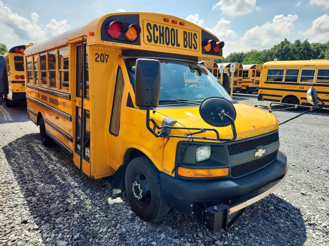 2012 CHEVROLET BUS