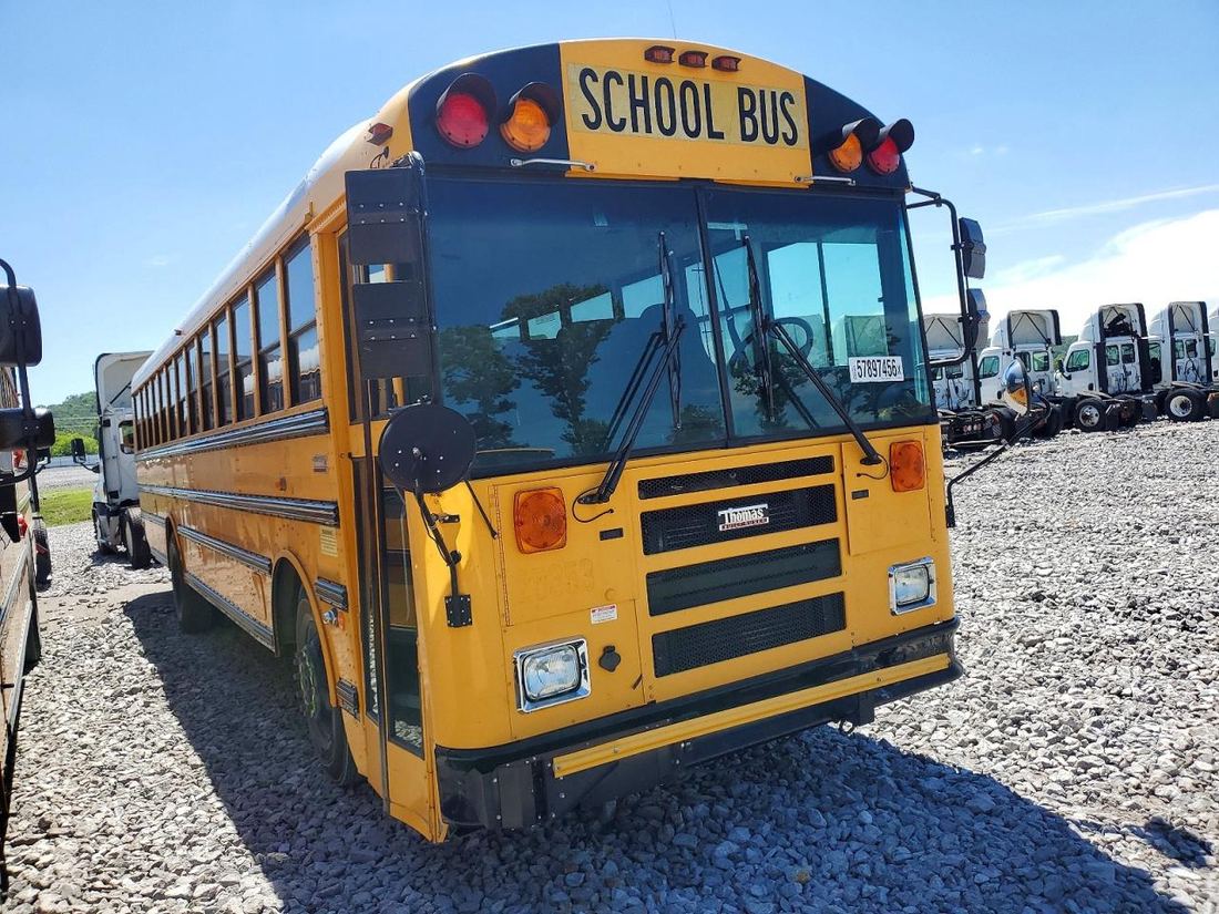 2011 THOMAS SAF-T-LINER C2
