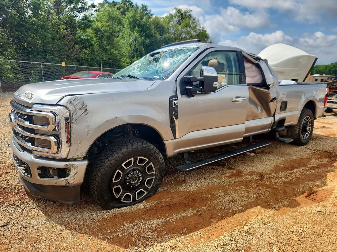 2024 FORD F250