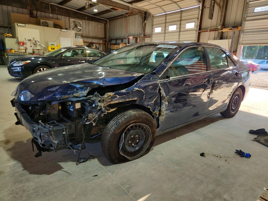 2017 TOYOTA CAMRY