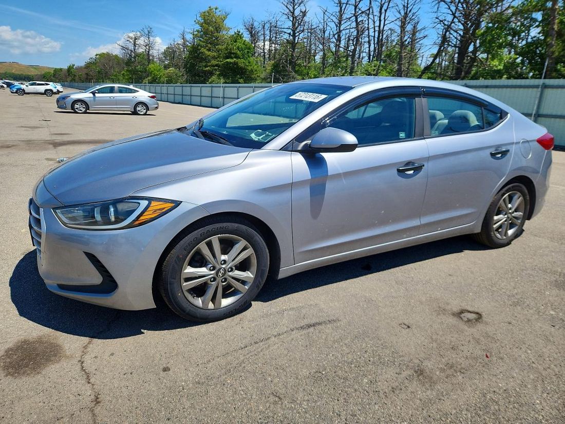 2017 HYUNDAI ELANTRA