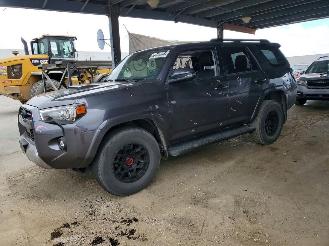 2022 TOYOTA 4RUNNER