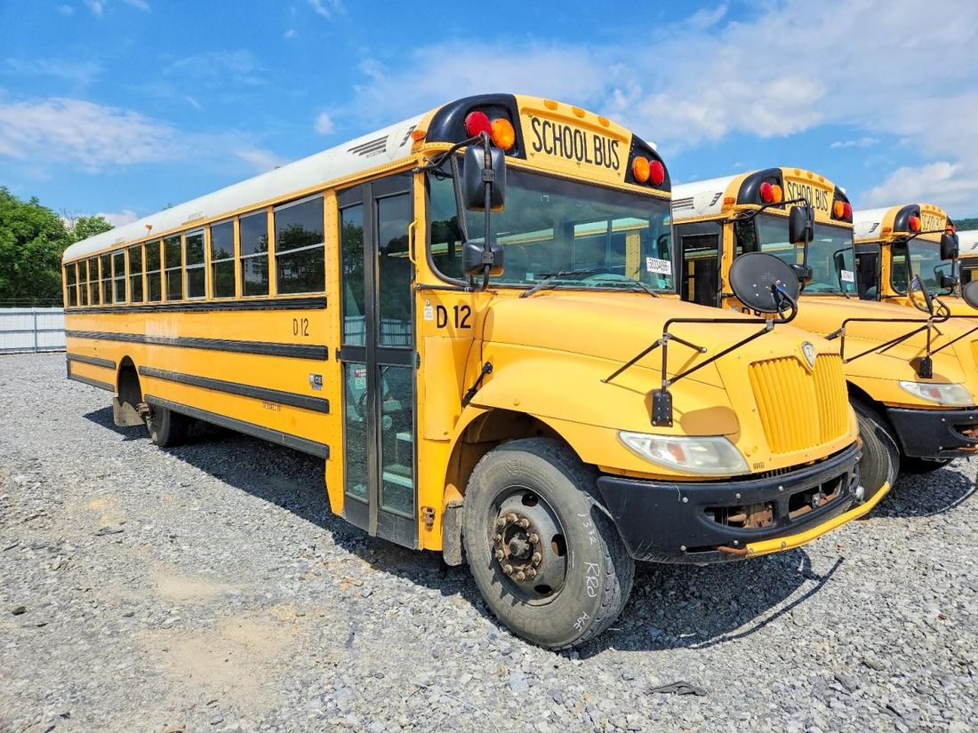 2013 IC CORPORATION SCHOOL BUS