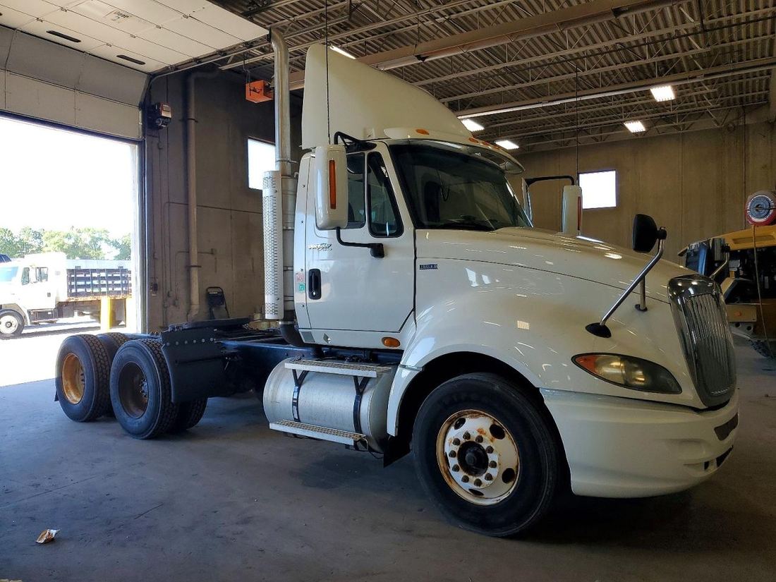 2011 INTERNATIONAL PROSTAR
