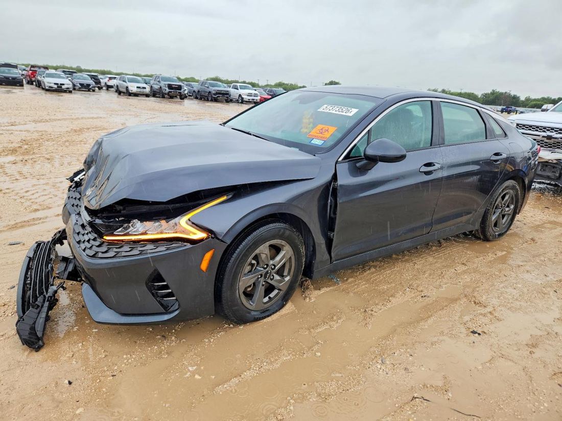 2022 KIA K5