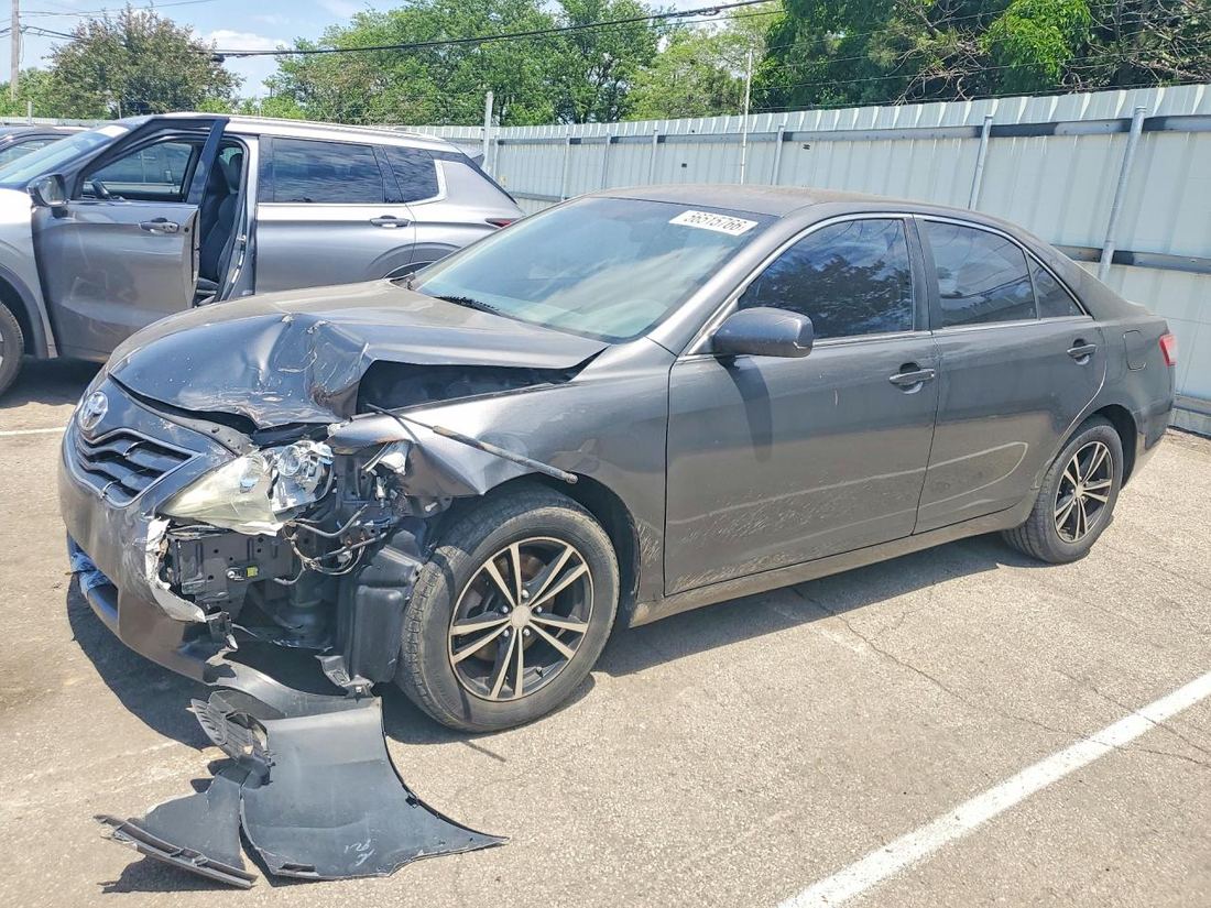 2010 TOYOTA CAMRY