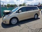 2011 TOYOTA SIENNA